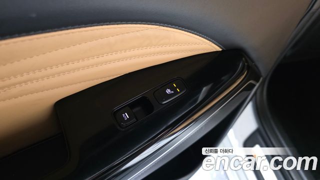 Kia K7 2020 — photo 28