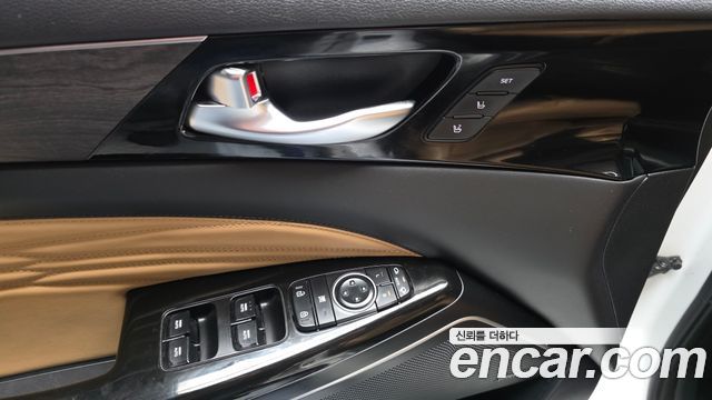 Kia K7 2020 — photo 31