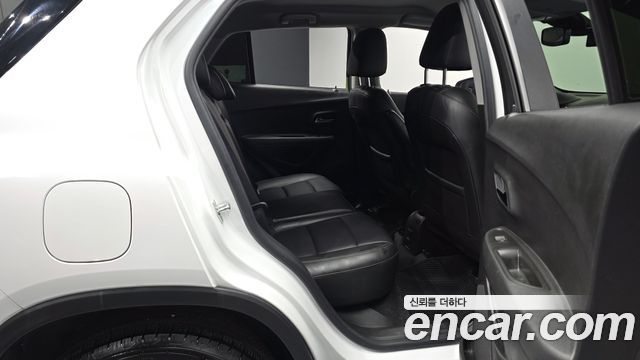Chevrolet Korea Trax 2017 — photo 18