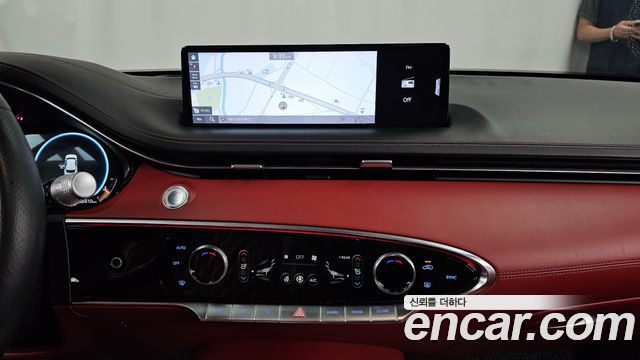 Genesis GV70 2021 — photo 20
