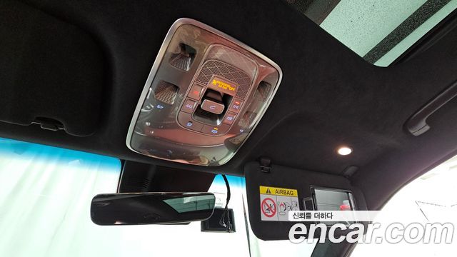 Genesis GV70 2021 — photo 27
