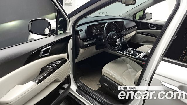 Kia Canival 2021 — photo 13