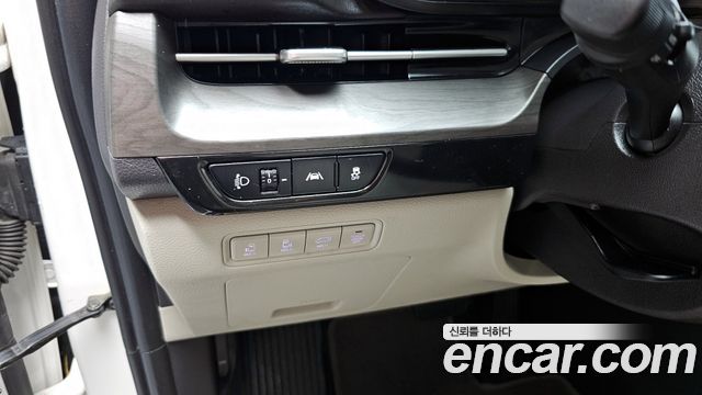 Kia Canival 2021 — photo 27