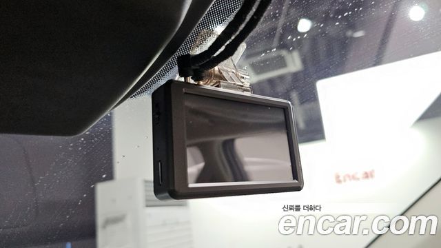 Kia Canival 2021 — photo 28