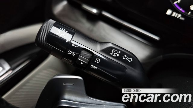 Kia Canival 2021 — photo 30