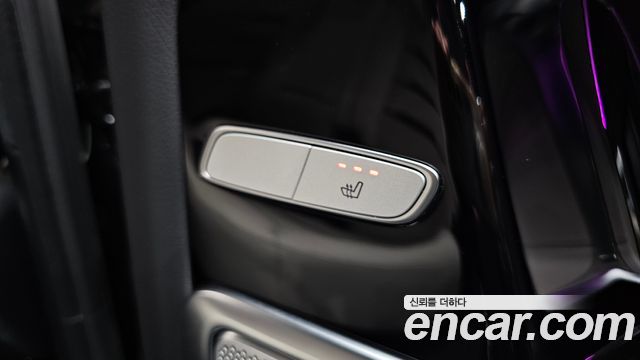 Mercedes-Benz G-Class 2025 — photo 15