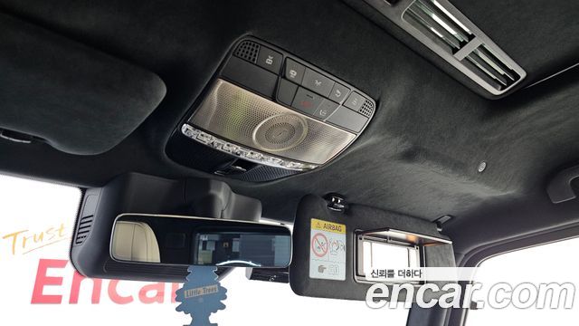 Mercedes-Benz G-Class 2025 — photo 20