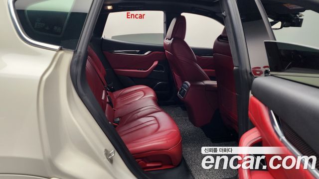 Maserati Levante 2020 — photo 17