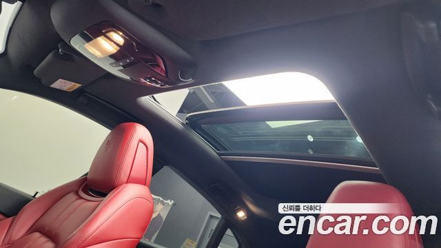 Maserati Levante 2020 — photo 24