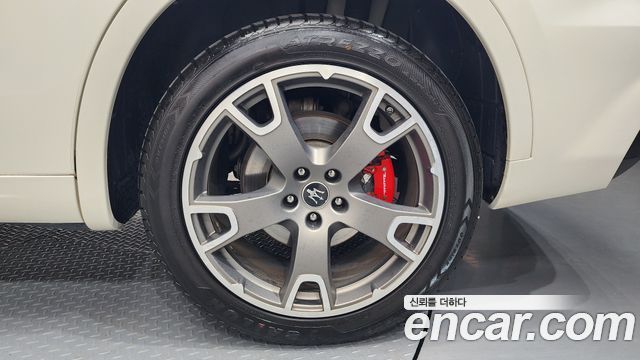 Maserati Levante 2020 — photo 7