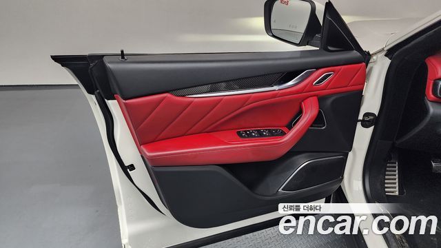 Maserati Levante 2020 — photo 14