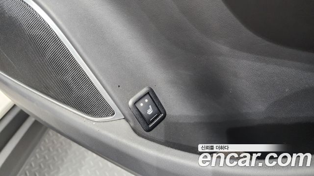 Maserati Levante 2020 — photo 33