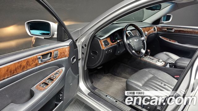 Hyundai Genesis 2008 — photo 10