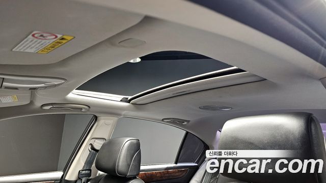 Hyundai Genesis 2008 — photo 18