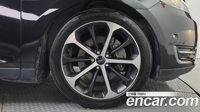 Ford Taurus 2015 — photo 5