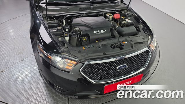 Ford Taurus 2015 — photo 6