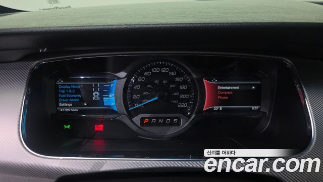 Ford Taurus 2015 — photo 8