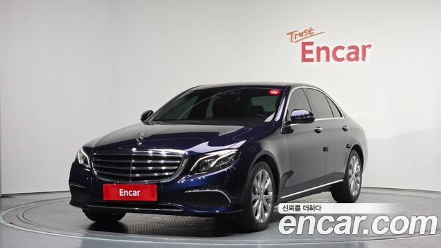 Mercedes-Benz E-Class 2017 — photo 1