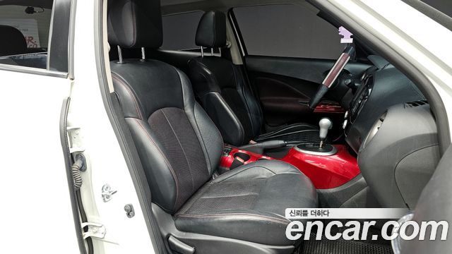 Nissan Juke 2015 — photo 11