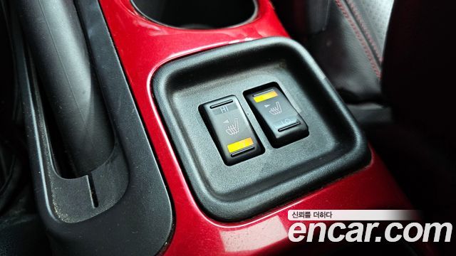 Nissan Juke 2015 — photo 17