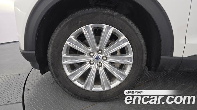 Ford Explorer 2021 — photo 5