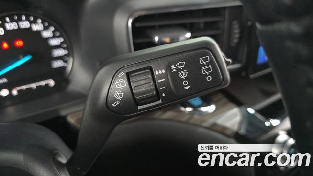 Ford Explorer 2021 — photo 20