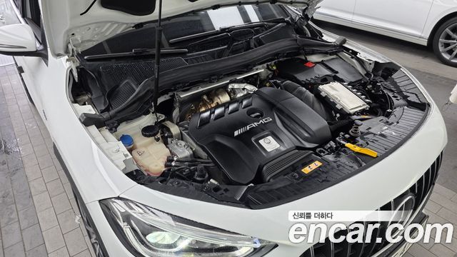 Mercedes-Benz GLA-Class 2022 — photo 6