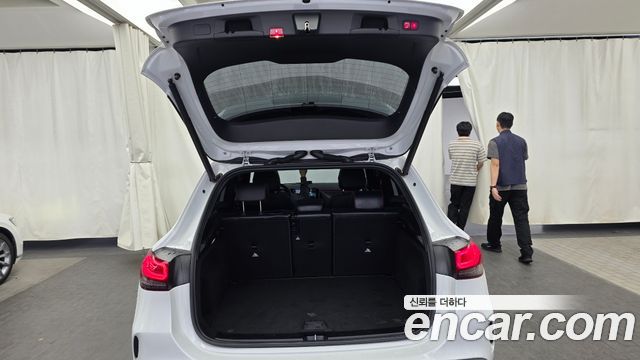 Mercedes-Benz GLA-Class 2022 — photo 26