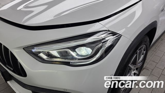 Mercedes-Benz GLA-Class 2022 — photo 8