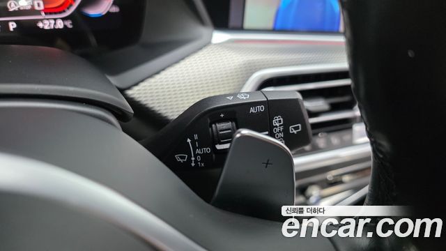 BMW X5 2020 — photo 28