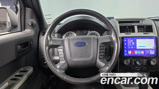 Ford Escape 2011 — photo 12