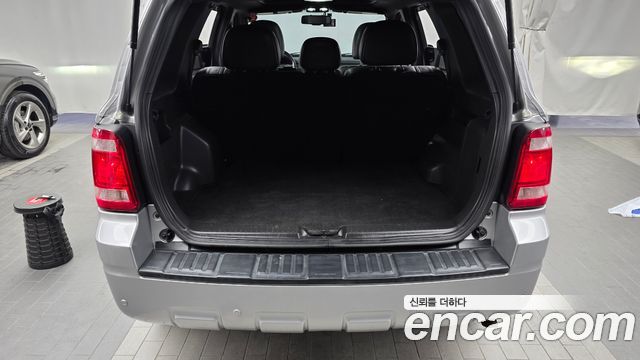 Ford Escape 2011 — photo 20