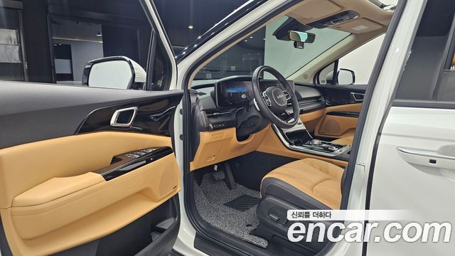Kia Canival 2023 — photo 13