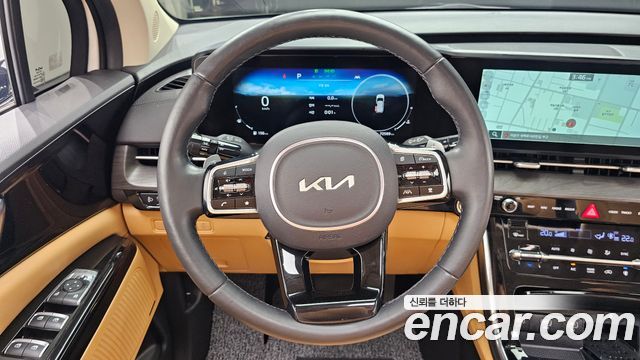 Kia Canival 2023 — photo 19