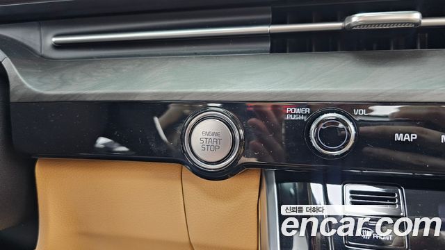 Kia Canival 2023 — photo 29