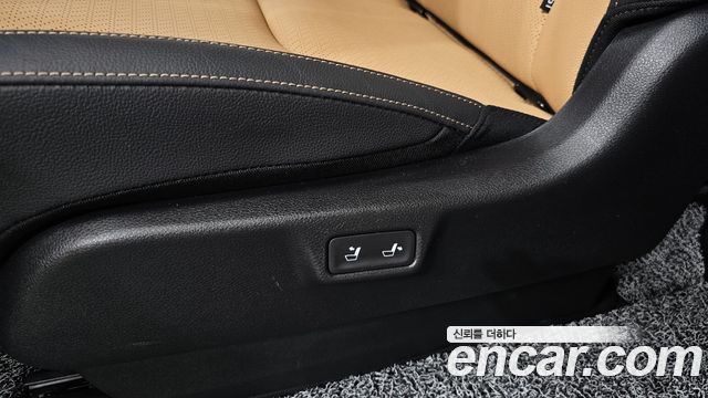 Kia Canival 2023 — photo 31
