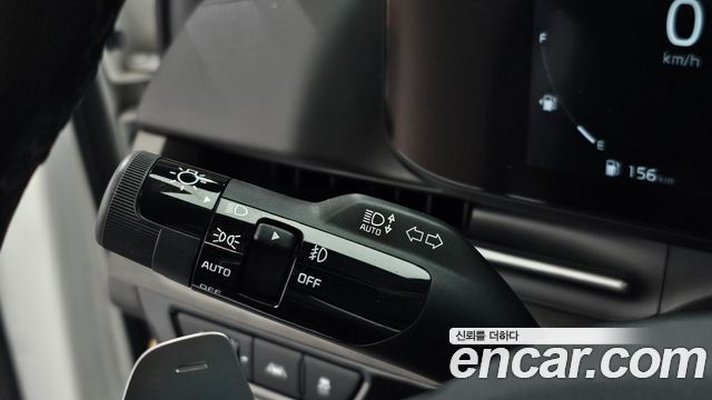 Kia Canival 2023 — photo 34