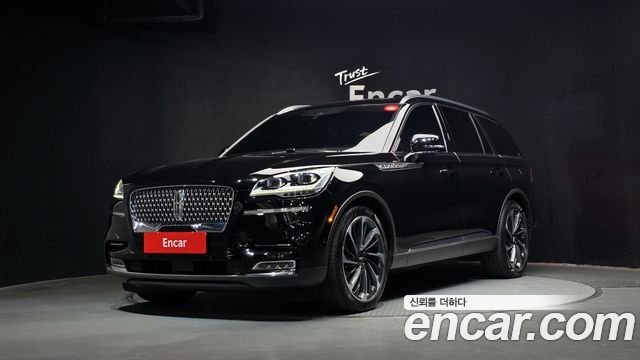 Lincoln Aviator 2022 — photo 1