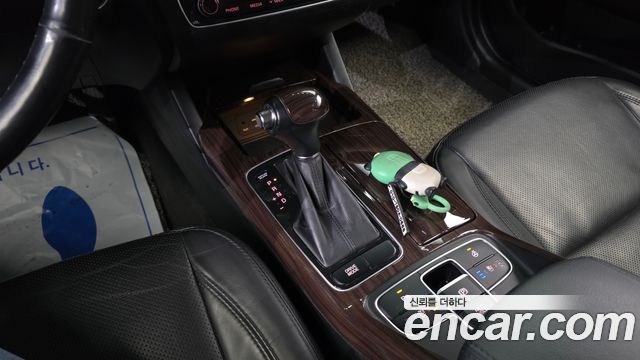 Kia K7 2016 — photo 9