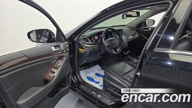 Kia K7 2016 — photo 10
