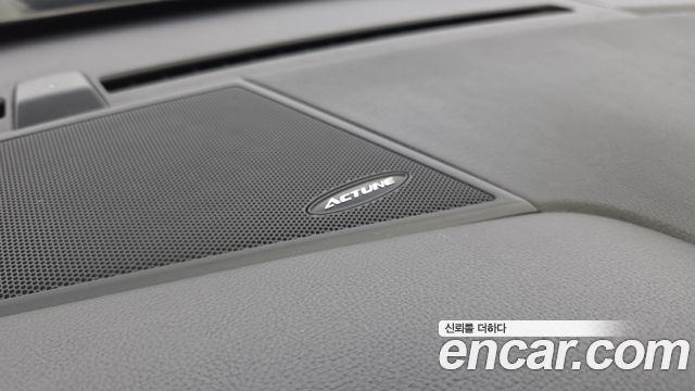 Kia K7 2016 — photo 19