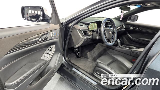 Cadillac CTS 2015 — photo 10