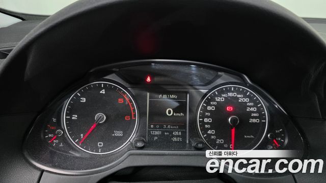 Audi Q5 2016 — photo 8