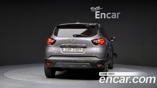 Renault Korea QM3 2018 — photo 4