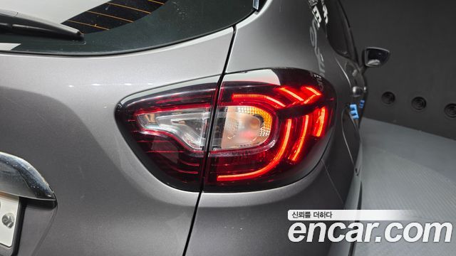 Renault Korea QM3 2018 — photo 9