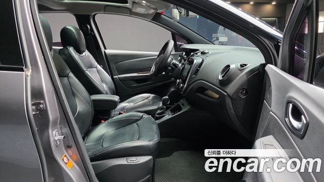 Renault Korea QM3 2018 — photo 16