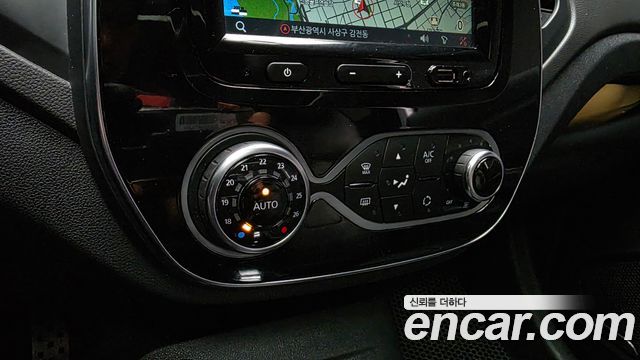 Renault Korea QM3 2018 — photo 31