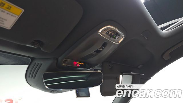 Volvo XC60 2018 — photo 25