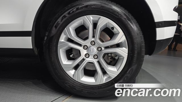 Land Rover Range Rover Evoque 2021 — photo 7
