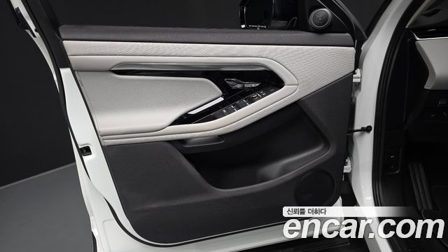 Land Rover Range Rover Evoque 2021 — photo 14